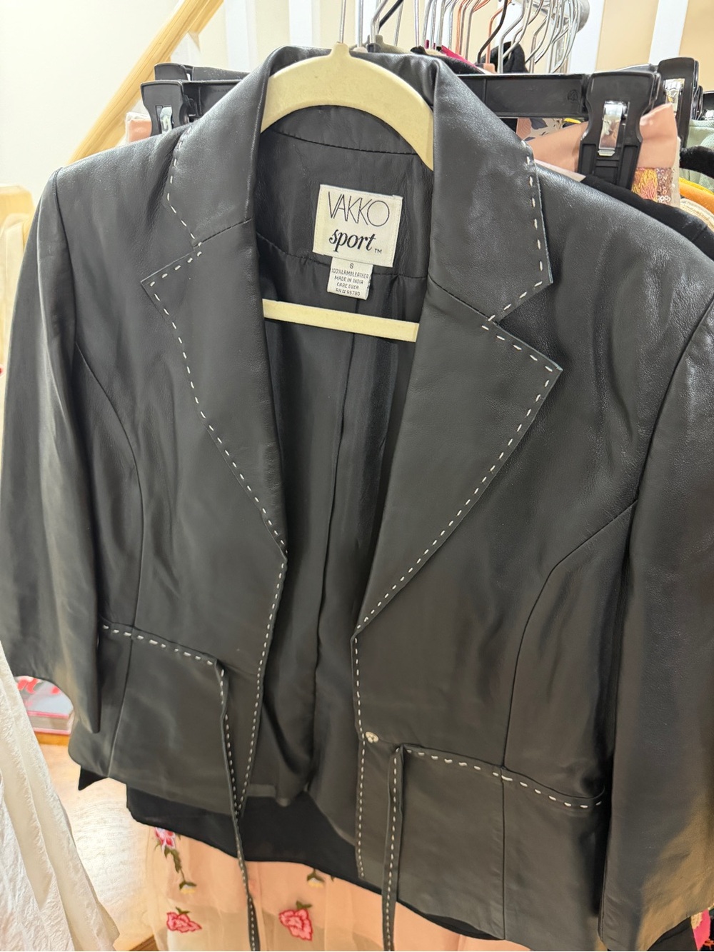 Vakko Black Leather Blazer with Contrast Stitching